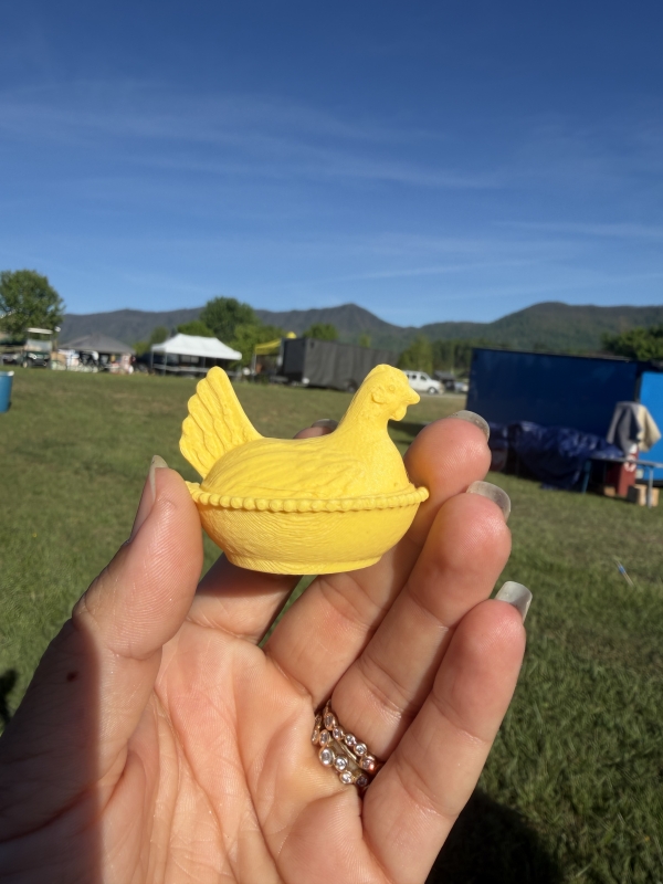 Hen on a nest magnet