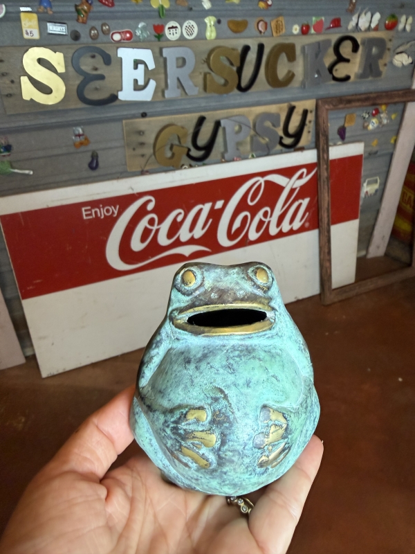 Fat frog piggy bank 