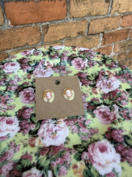 Vintage cameo earrings 