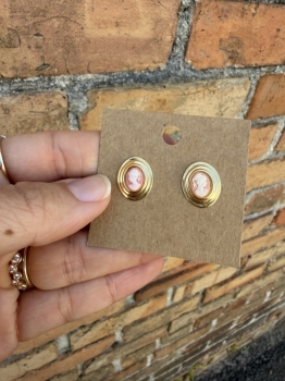 Vintage cameo earrings 