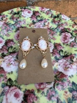 Dangle cameo earrings with pearl teardrops 