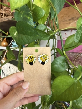 Leo season earrings 