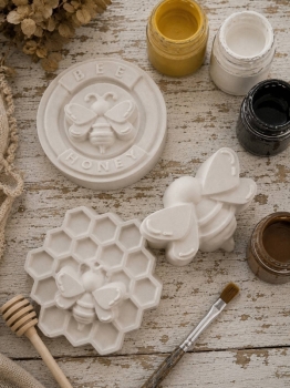 Dreamology ~ The Paper Garden - Fall Plaster Figurine Paint Kits: Kit, Small Acorn