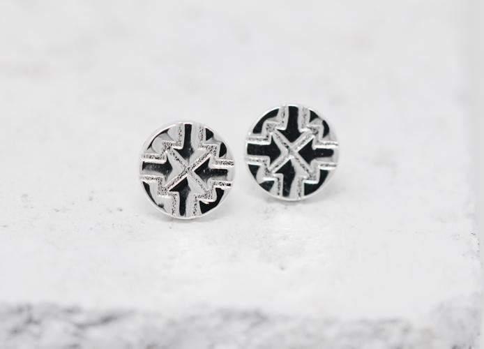 Pieces Of Me Earrings - Driven (Silver)