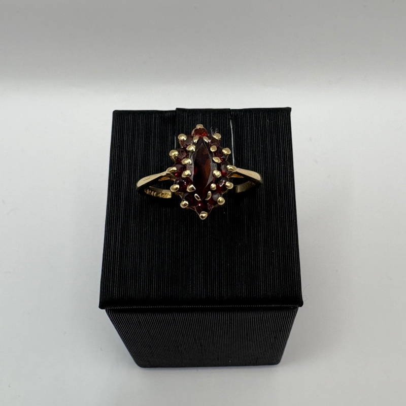 Vintage-Inspired Garnet Cluster Ring