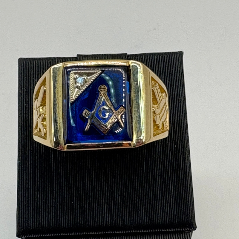 Men’s Masonic Sapphire Ring