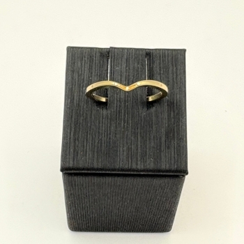 Gold Contour V-Notch Wedding Band