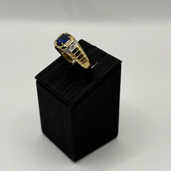 Men’s Sapphire Ring