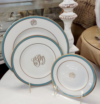 Pickard Signature White and Blue Rim