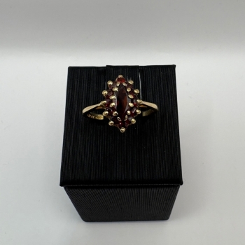 Vintage-Inspired Garnet Cluster Ring