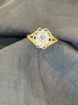 Vintage-Inspired White Topaz Ring