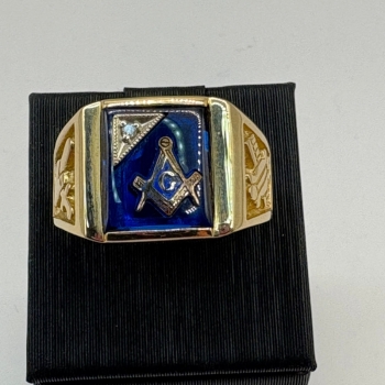 Men’s Masonic Sapphire Ring