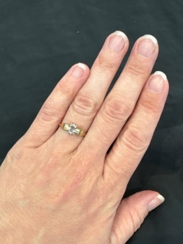 Celeste Glow Aquamarine Ring