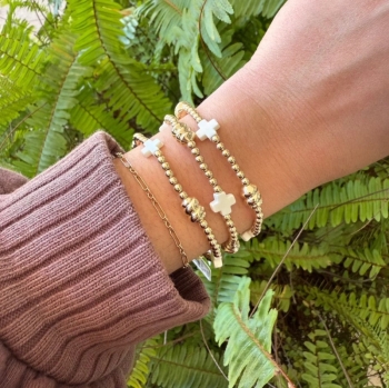 Signature Cross Admire Gold Pattern 3mm Bead Bracelet - Off-White