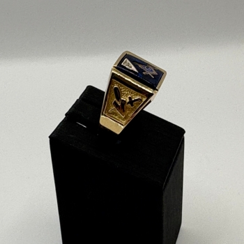 Men’s Masonic Sapphire Ring