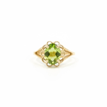 Vintage-Inspired Peridot Ring