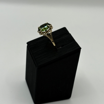 Vintage-Inspired Peridot Ring