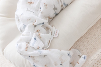 Lulujo Cotton Swaddles – Puppy Dogs & Stars