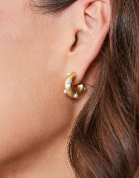 Chubby Hoop Earrings Pearl