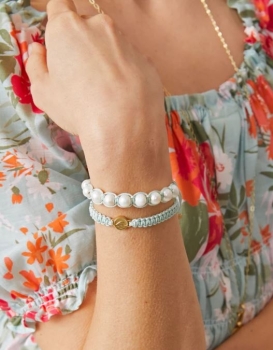 Friendship Bracelet Sea Foam/ Pearl