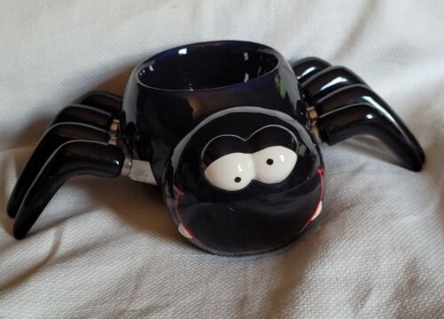 Spider Dip Bowl with Spreaders