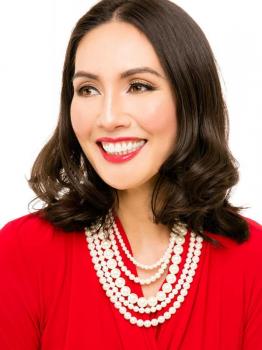 Zenzii 5 Strand Luxe Pearl Necklace
