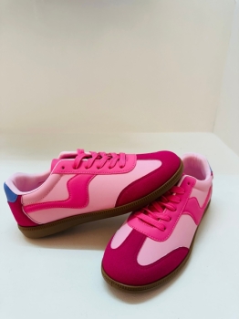 Outwoods Fuchsia Sneaker