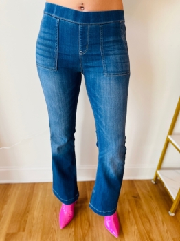 Mid-Rise Flare Pull-on With Surplus Pockets Jean