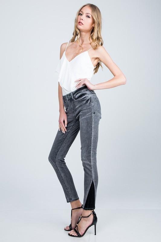 Mid-Rise 2 Tone Jeans