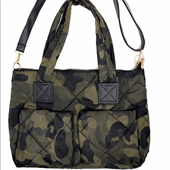 camo puffer tote