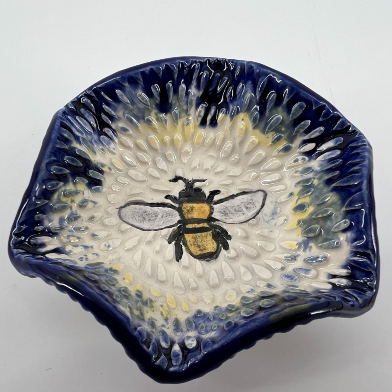 Small Bee Dipper Dish