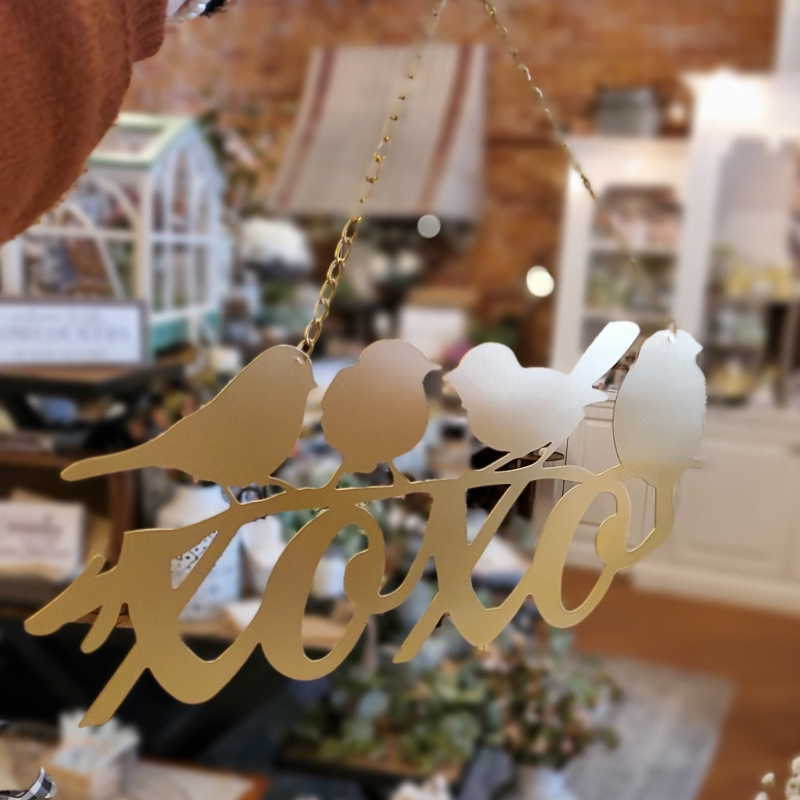 Wall Decor - Gold Love Birds (varies)