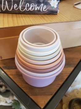 Mushie stacking cups (varies)