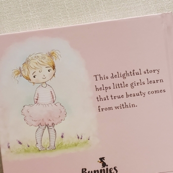 Book - A Pretty Girl Blonde Hair