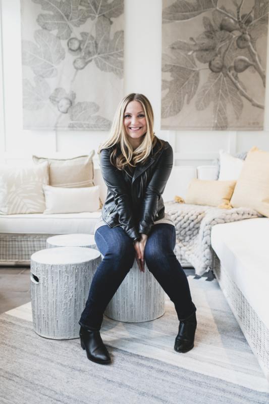 180311-KateG Headshots 067