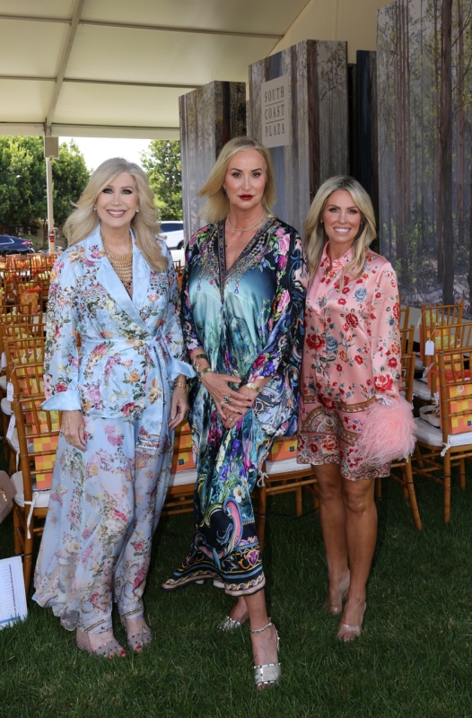 Country Friends Fashion