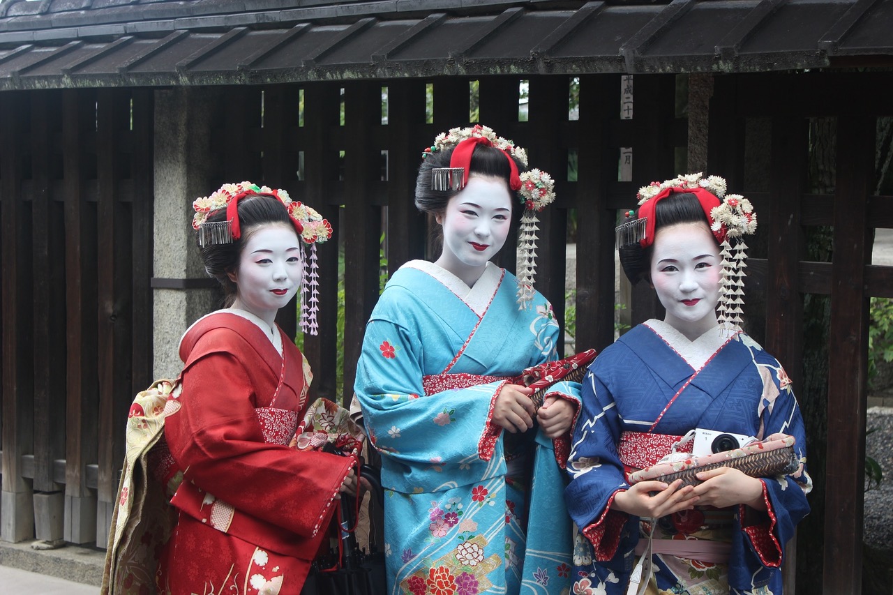 geisha-949978 1920 1
