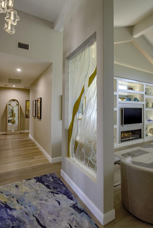 Luminous Foyer Partition
