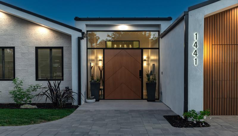 Recessed Entry Pavilion