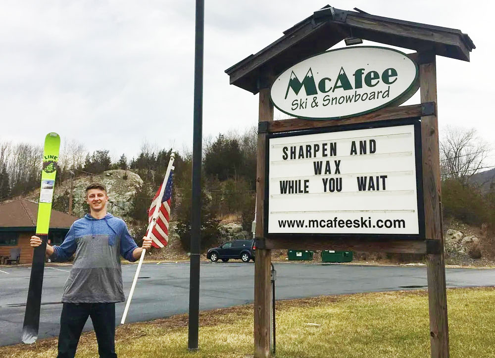 Max-standing-by-the-Mcafee-ski-and-snowboard-sign-at-105-route-94-vernon-nj-WEB-1000x724-1920w