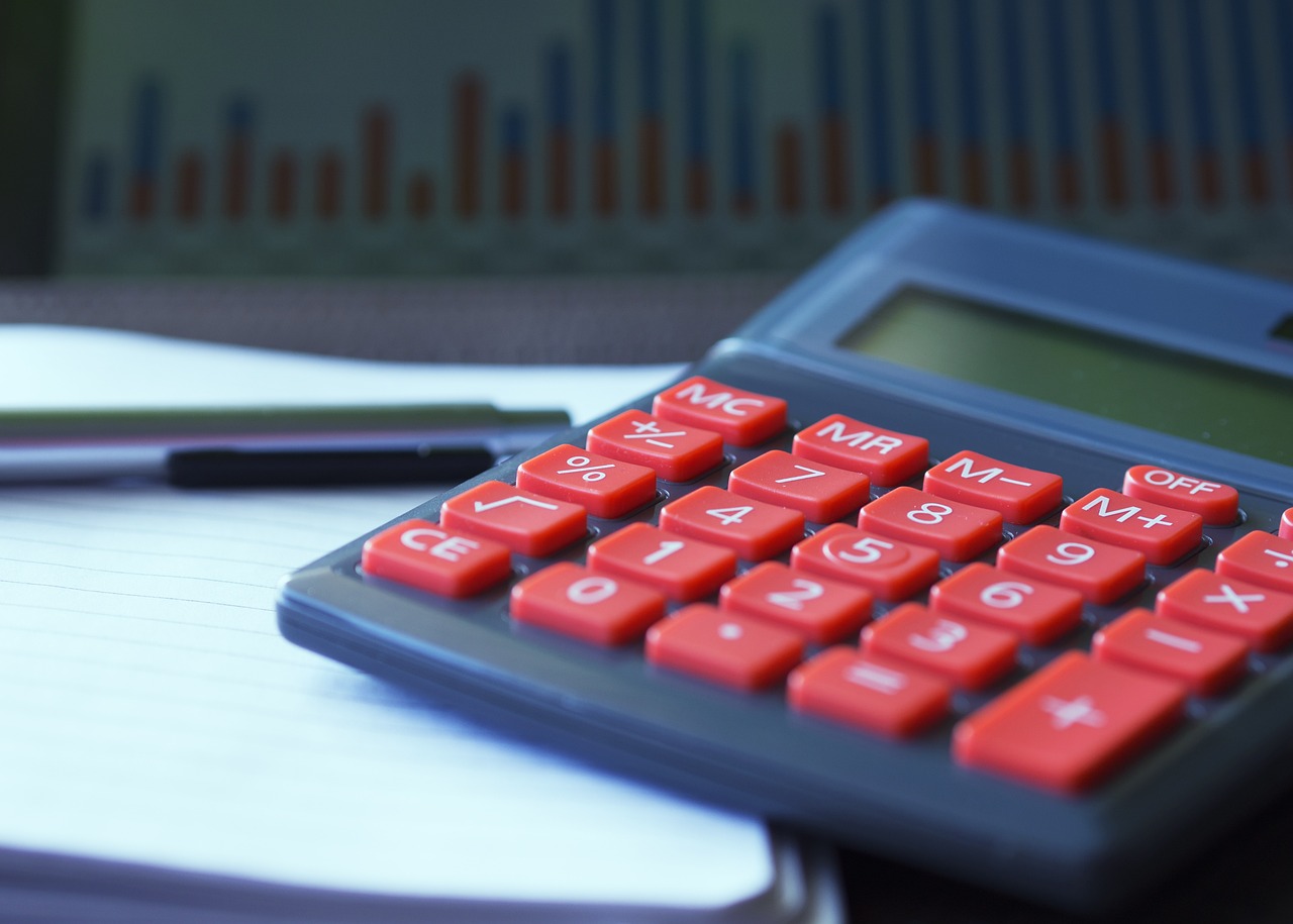 calculator-723917 1280