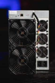 Antminer S19 Pro (110TH/s)
