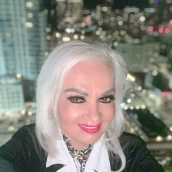 Irma Olachea